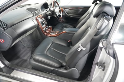Lot 2000 Mercedes-Benz CL 500