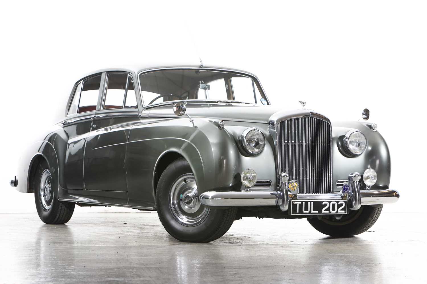 354 - 1957 Bentley S1 Saloon