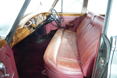 Lot 1957 Bentley S1 Saloon