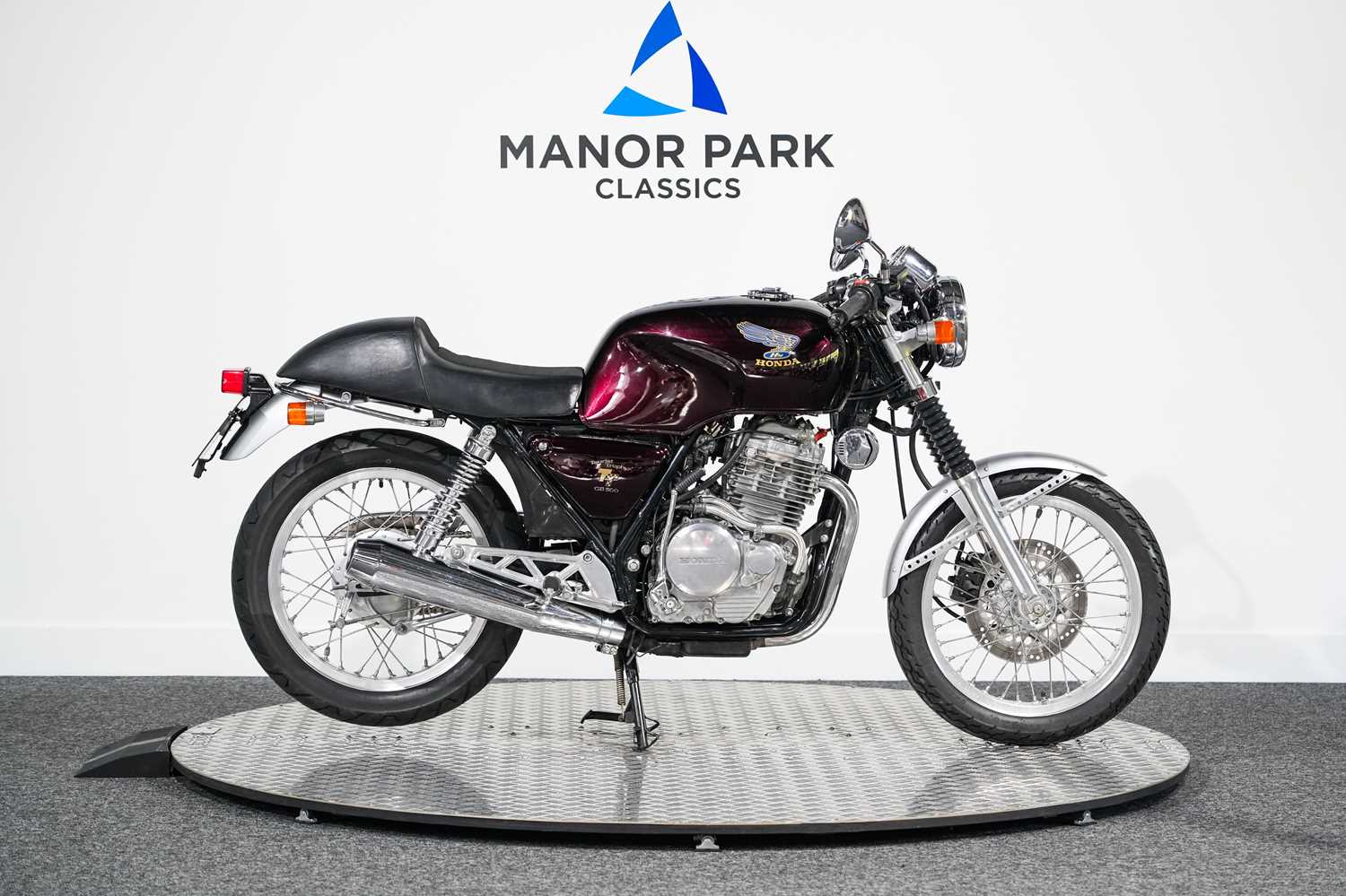 Lot 35 - 1985 Honda GB500TT