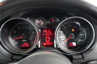 Lot 2007 Audi TT 3.2 Quattro