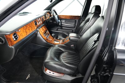 Lot 2001 Bentley Arnage Red Label