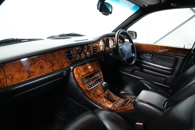 Lot 2001 Bentley Arnage Red Label