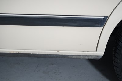 Lot 1982 BMW 520i (E28)