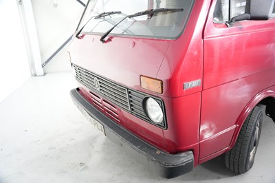 Lot 1985 Volkswagen LT28 Van