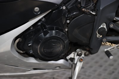 Lot 2016 Triumph Daytona 675R
