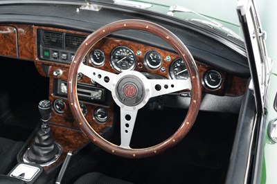 Lot 1972 MG B Roadster