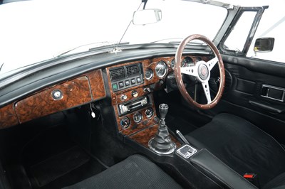Lot 1972 MG B Roadster