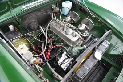 Lot 1972 MG B Roadster