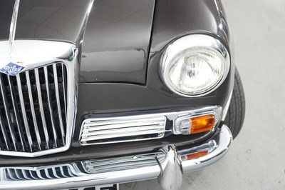 Lot 1968 Riley Elf MK III