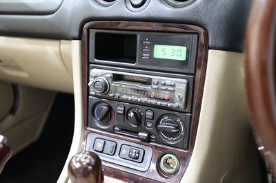 Lot 2000 Mazda MX-5 Icon