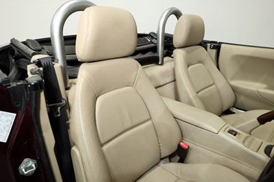 Lot 2000 Mazda MX-5 Icon