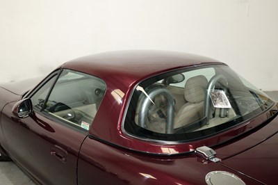 Lot 2000 Mazda MX-5 Icon
