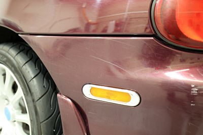 Lot 2000 Mazda MX-5 Icon