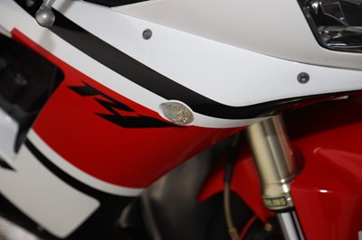 Lot 2004 Yamaha YZF-R1