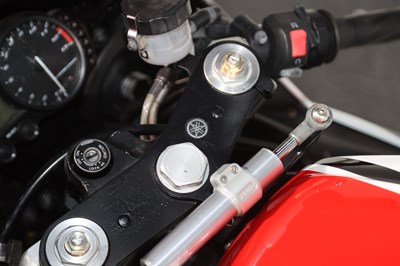 Lot 2004 Yamaha YZF-R1