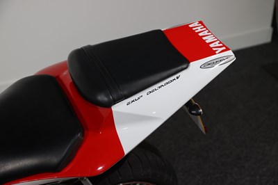 Lot 2004 Yamaha YZF-R1