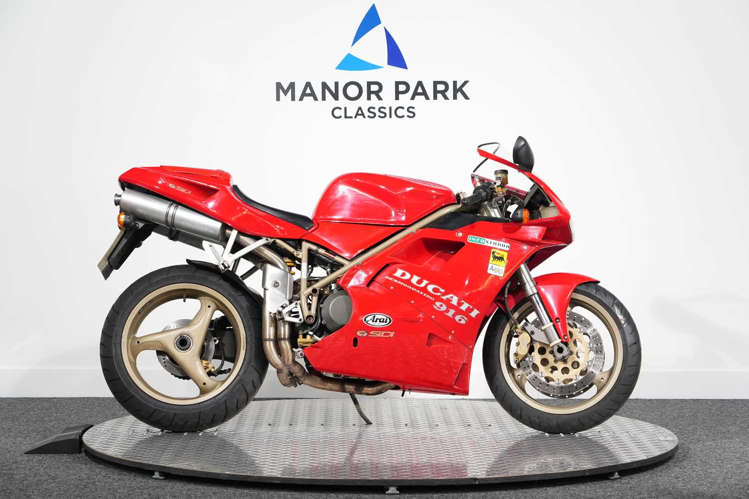 176 - 1998 Ducati 916 Biposto