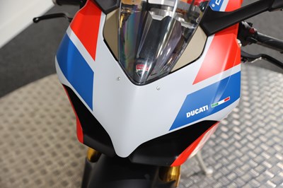 Lot 2019 Ducati Panigale V4S