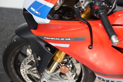 Lot 2019 Ducati Panigale V4S