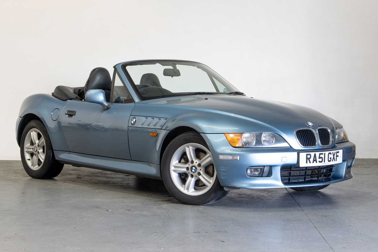Lot 111 - 2001 BMW Z3 2.2i