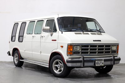 Lot 1991 Dodge B250 Ram Van