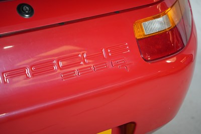 Lot 1990 Porsche 928 GT