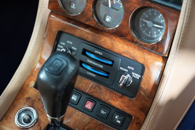 Lot 1998 Bentley Turbo RT