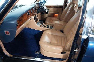 Lot 1998 Bentley Turbo RT