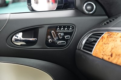 Lot 2014 Jaguar XKR 5.0 Convertible