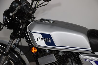Lot 1976 Yamaha RD400