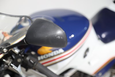 Lot 1987 Honda VFR400R