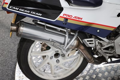 Lot 1987 Honda VFR400R