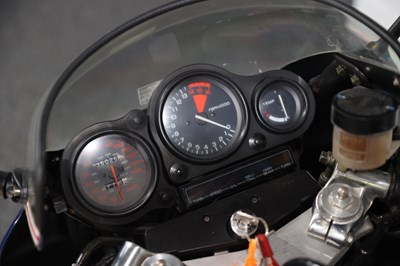 Lot 1987 Honda VFR400R