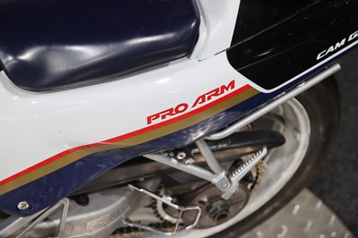 Lot 1987 Honda VFR400R