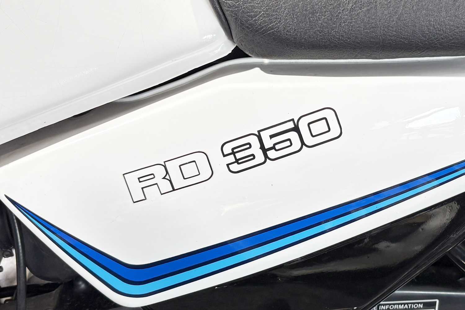 124 - 1979 Yamaha RD350LC