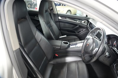 Lot 2009 Porsche Panamera S