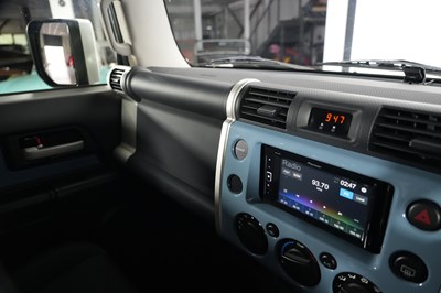 Lot 2014 Toyota FJ Cruiser
