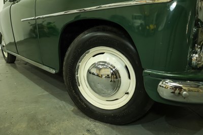 Lot 142 - 1955 Singer Hunter