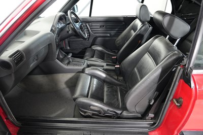 Lot 316 - 1993 BMW 318i (E30) Lux Convertible