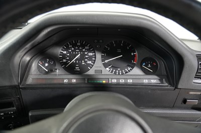 Lot 316 - 1993 BMW 318i (E30) Lux Convertible
