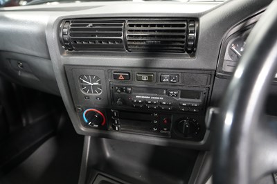 Lot 316 - 1993 BMW 318i (E30) Lux Convertible