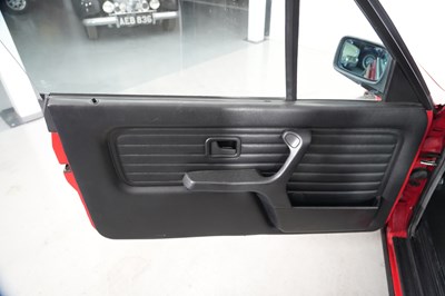 Lot 316 - 1993 BMW 318i (E30) Lux Convertible