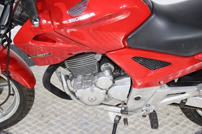 Lot 2006 Honda CBF250