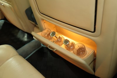 Lot 1989 Bentley Turbo R