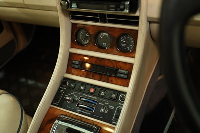 Lot 1989 Bentley Turbo R