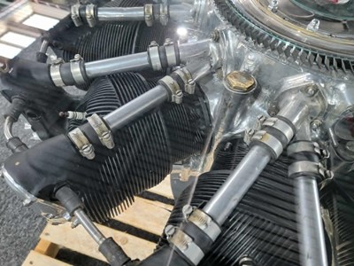 Lot 1 - 1950s Alvis Leonides Radial Engine Table