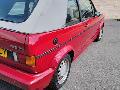 Lot 2 - 1993 Volkswagen Golf Clipper Cabriolet