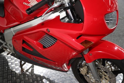 Lot 71 - 1995 Honda VFR750
