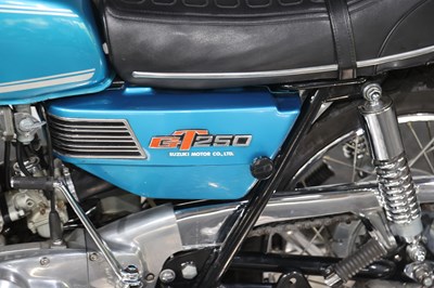 Lot 30 - 1975 Suzuki GT250